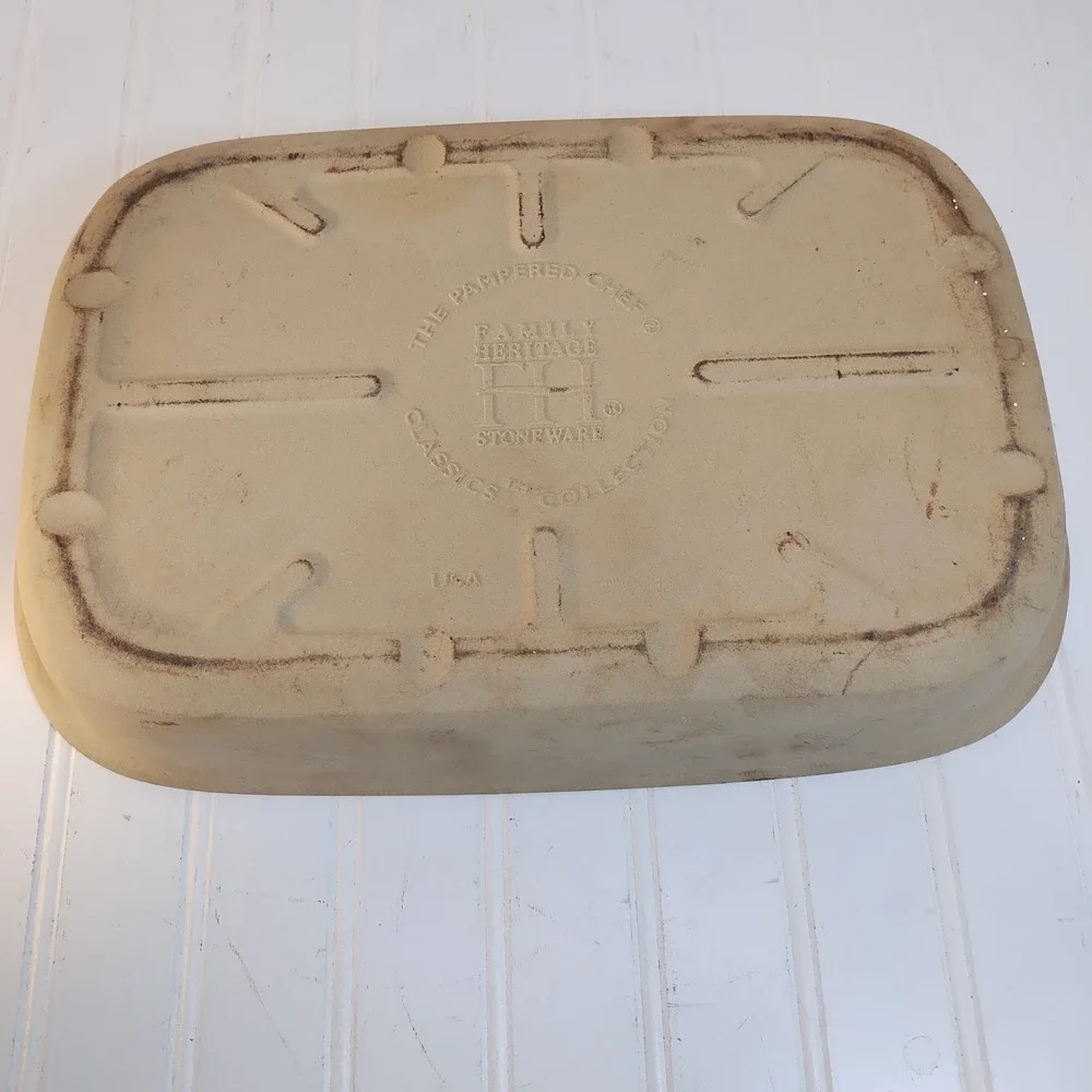 Vintage Pampered Chef Family Heritage Stoneware Rectangular Baker 9x13 Casserole